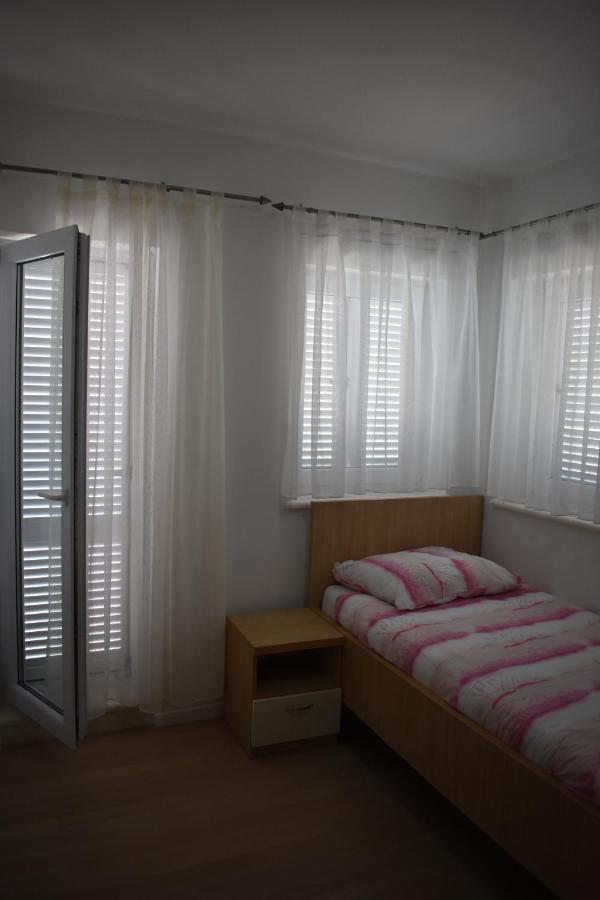 Vila Luce Novalja Bagian luar foto